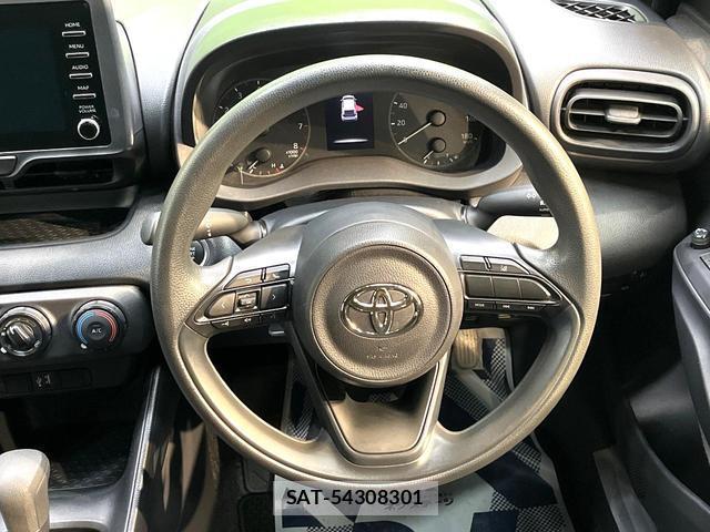 Toyota YARIS 2021-07 8342880-10