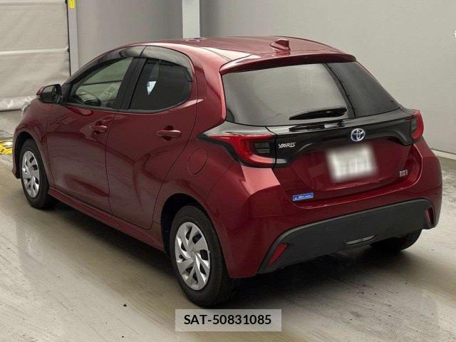 Toyota YARIS 2022-03 8342988-1