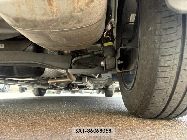 Toyota YARIS 2021-10 8343221-9