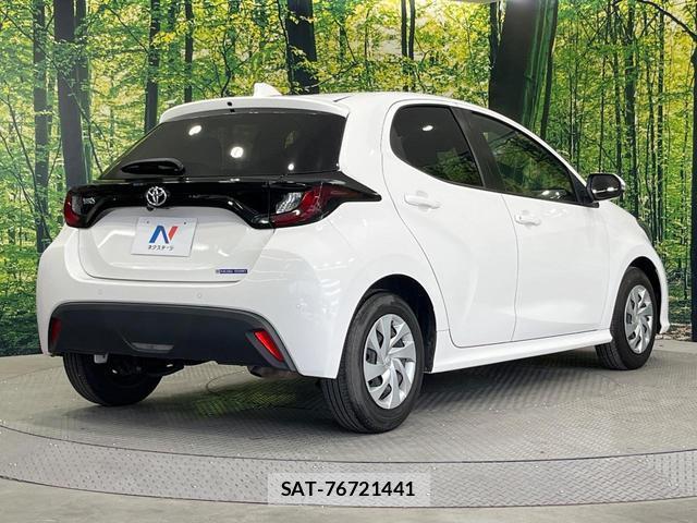 Toyota YARIS 2021-07 8343256-16