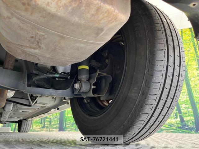 Toyota YARIS 2021-07 8343256-19