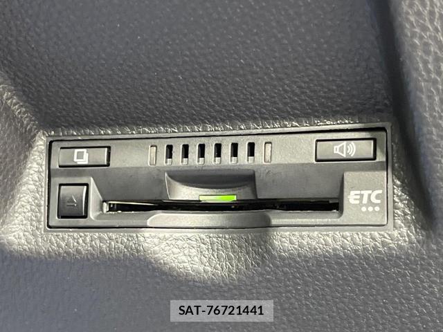 Toyota YARIS 2021-07 8343256-5