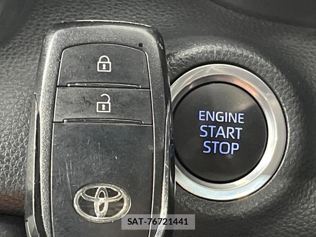 Toyota YARIS 2021-07 8343256-6