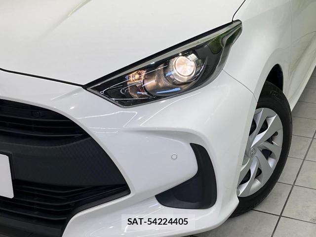 Toyota YARIS 2021-07 8343326-11