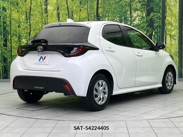 Toyota YARIS 2021-07 8343326-16