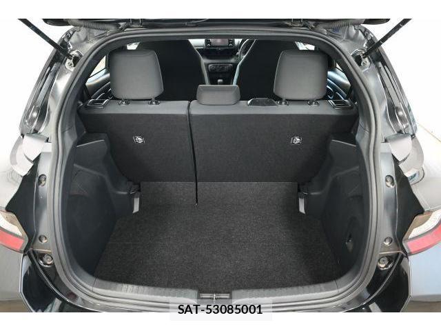 Toyota YARIS 2021-06 8344007-13