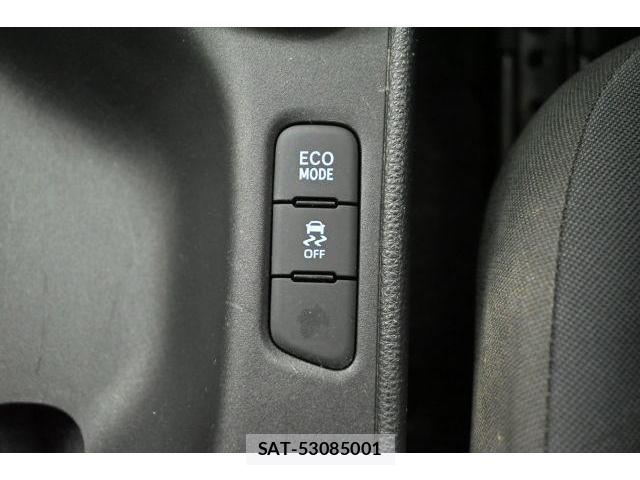 Toyota YARIS 2021-06 8344007-19