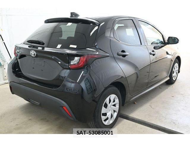 Toyota YARIS 2021-06 8344007-4