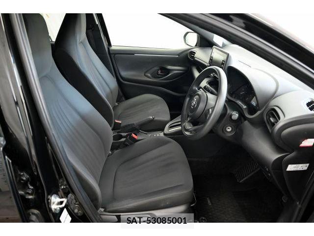 Toyota YARIS 2021-06 8344007-5