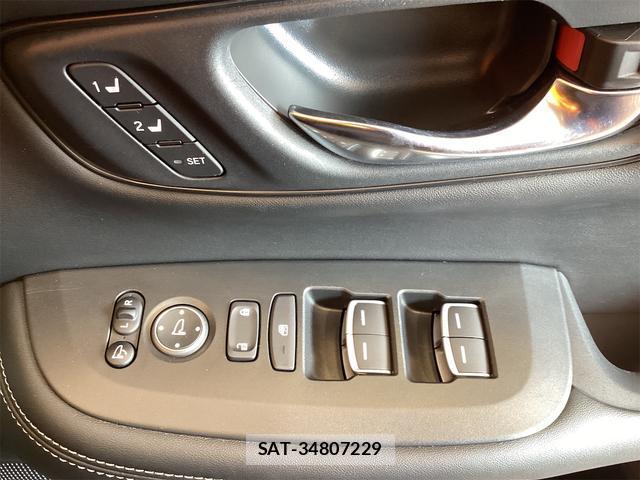 Honda ZR-V 2025-01 8343028-9