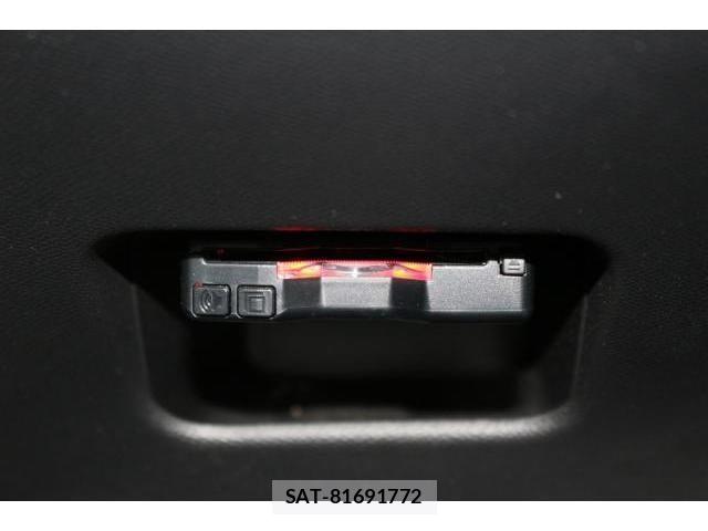 Peugeot 208 2021-07 8361848-10