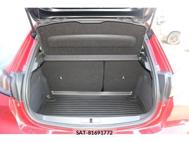 Peugeot 208 2021-07 8361848-16