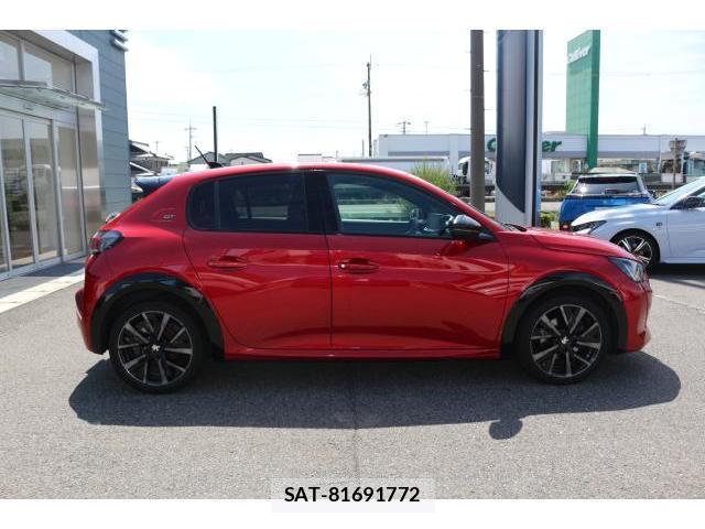 Peugeot 208 2021-07 8361848-2