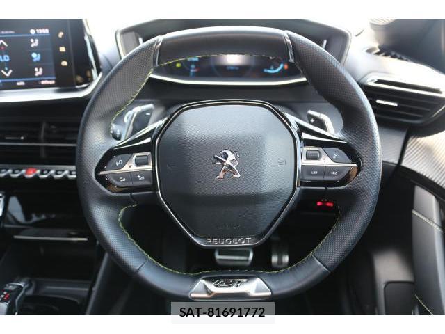 Peugeot 208 2021-07 8361848-5