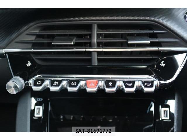 Peugeot 208 2021-07 8361848-8