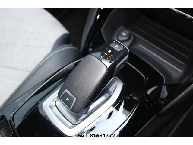 Peugeot 208 2021-07 8361848-9