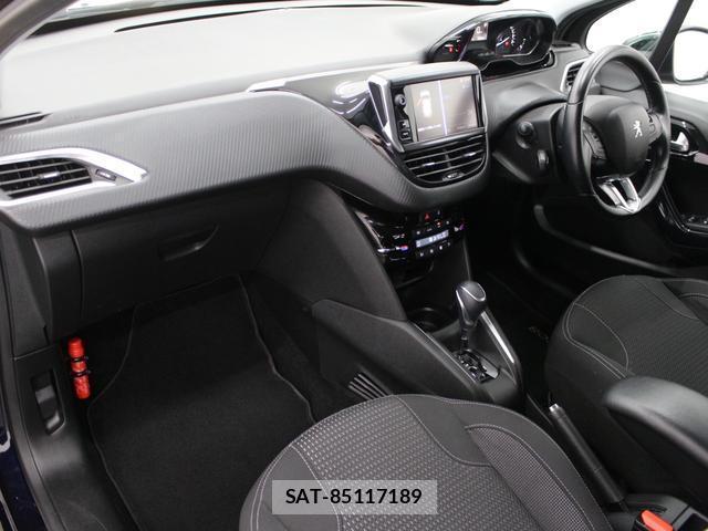 Peugeot 208 2019-08 8362816-10