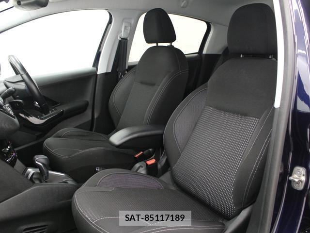 Peugeot 208 2019-08 8362816-11