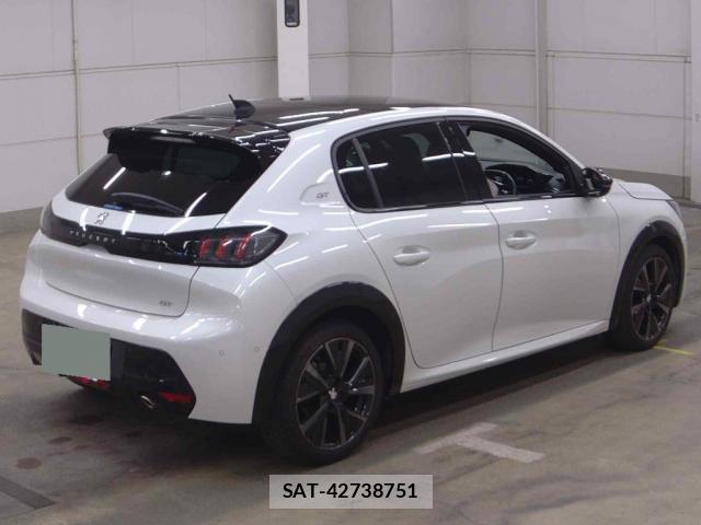 Peugeot 208 2022-04 8363440-1