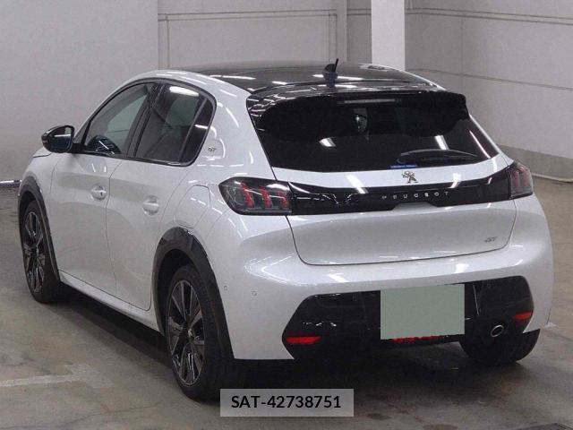Peugeot 208 2022-04 8363440-4
