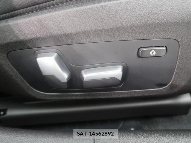 Bmw 3 SERIES 2023-03 8360928-10