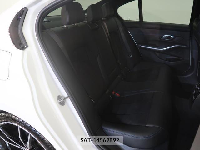Bmw 3 SERIES 2023-03 8360928-13
