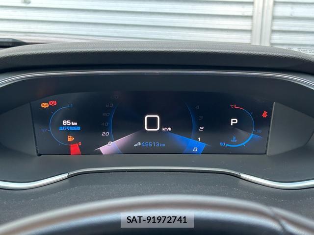 Peugeot 308 2021-06 8361847-10