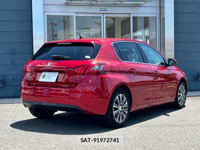 Peugeot 308 2021-06 8361847-5