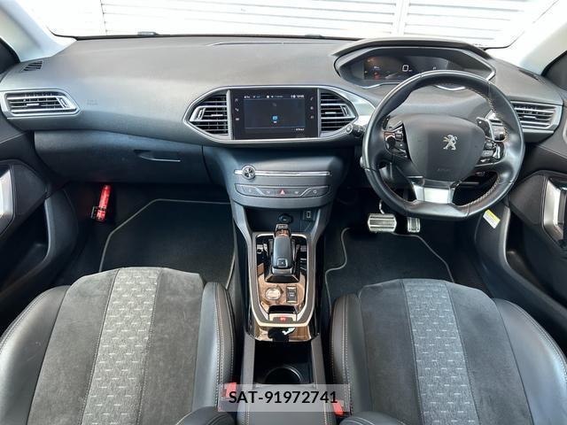 Peugeot 308 2021-06 8361847-8