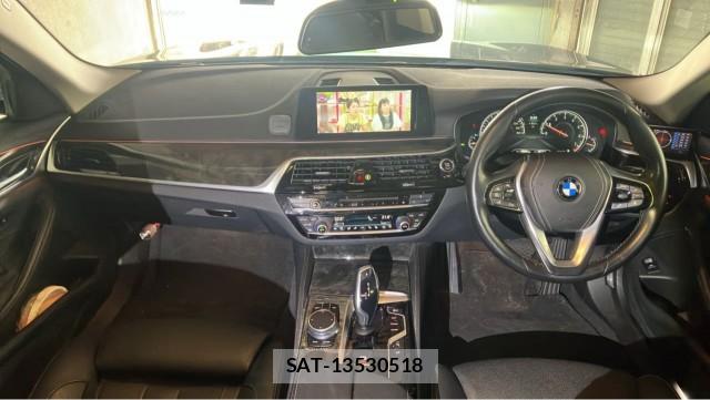 Bmw 5 SERIES 2017-08 8362219-2