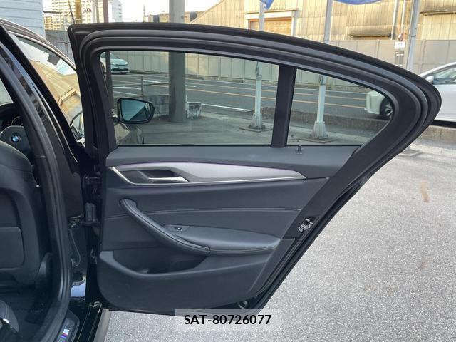 Bmw 5 SERIES 2019-08 8362878-19