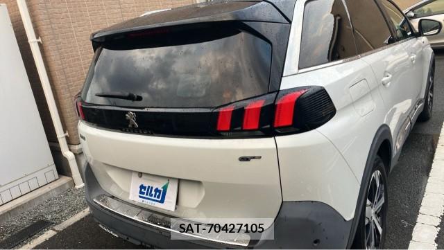 Peugeot 5008 2018-03 8362280-1