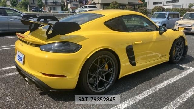 Porsche 718 Cayman 2025-02 8362223-12