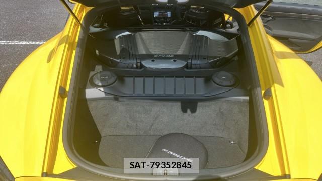 Porsche 718 Cayman 2025-02 8362223-17