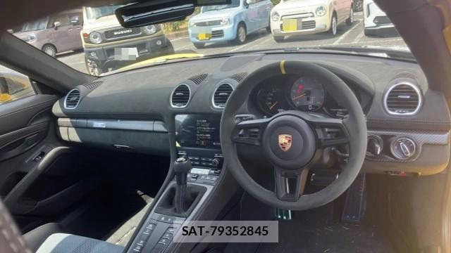 Porsche 718 Cayman 2025-02 8362223-2