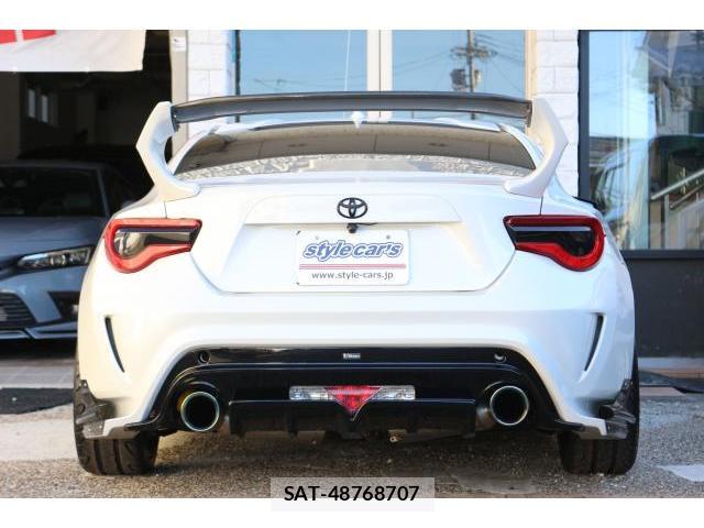 Toyota 86 2018-02 8360954-1