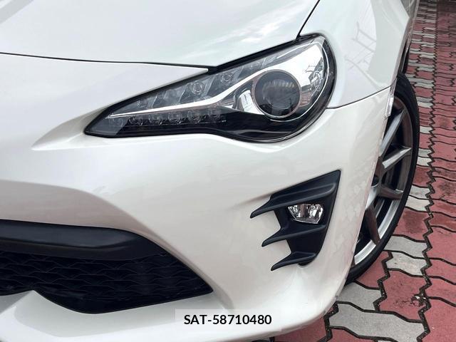 Toyota 86 2017-05 8361566-11
