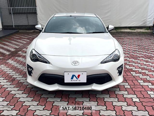 Toyota 86 2017-05 8361566-13