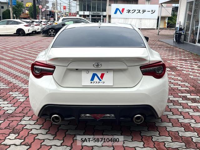 Toyota 86 2017-05 8361566-14