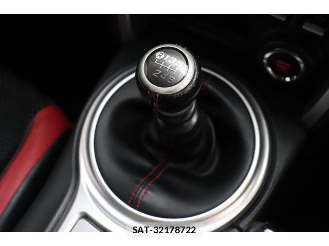 Toyota 86 2017-03 8363174-13