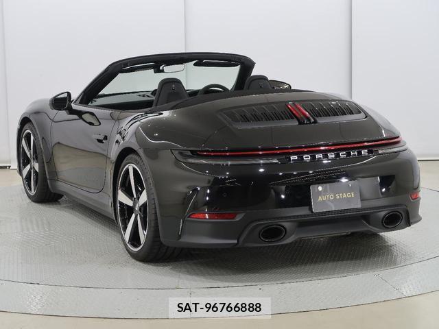 Porsche 911 2025-02 8362018-13