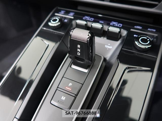 Porsche 911 2025-02 8362018-15
