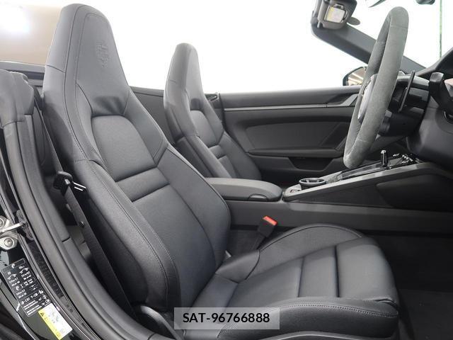 Porsche 911 2025-02 8362018-16