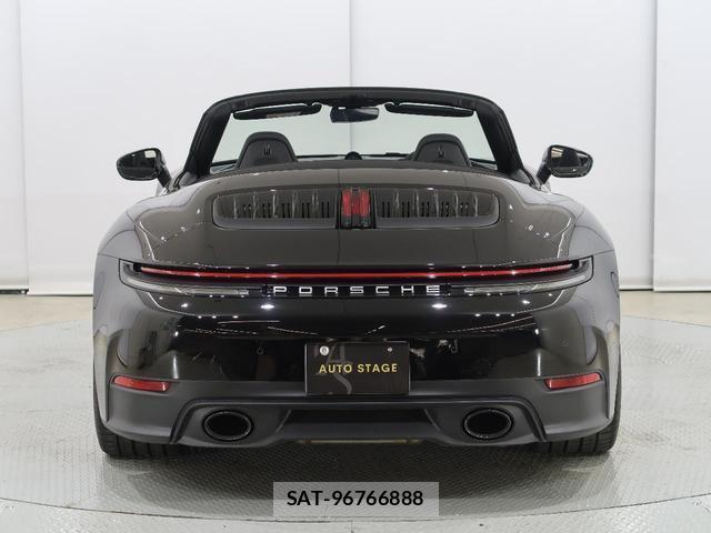 Porsche 911 2025-02 8362018-7