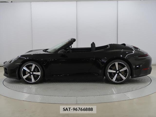 Porsche 911 2025-02 8362018-9