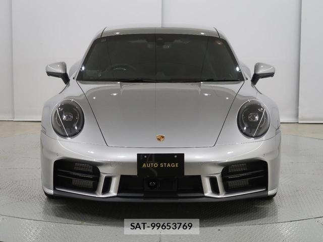 Porsche 911 2024-12 8362019-6