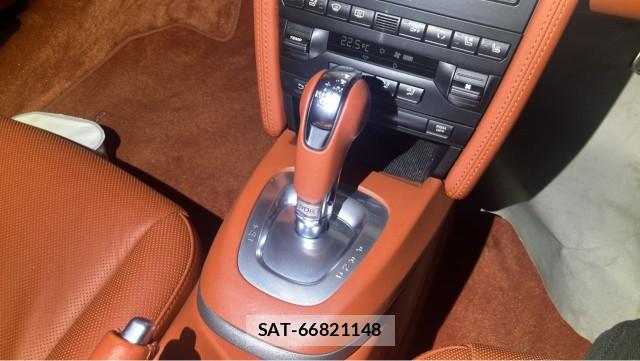 Porsche 911 2010-02 8362225-14