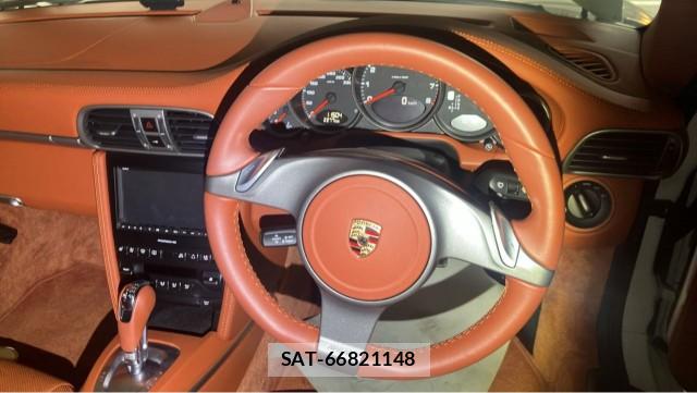 Porsche 911 2010-02 8362225-16