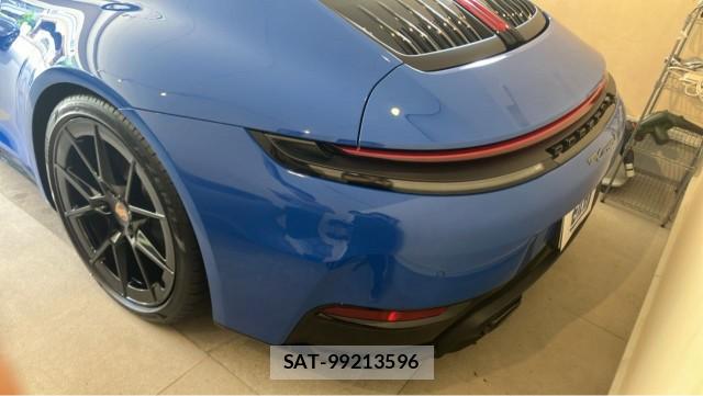 Porsche 911 2026-06 8362254-12