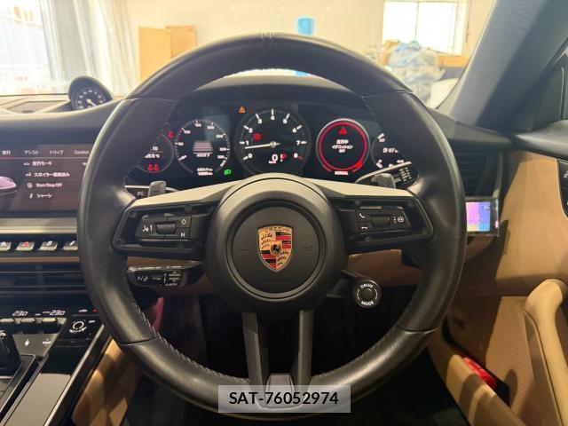 Porsche 911 2024-03 8362570-4